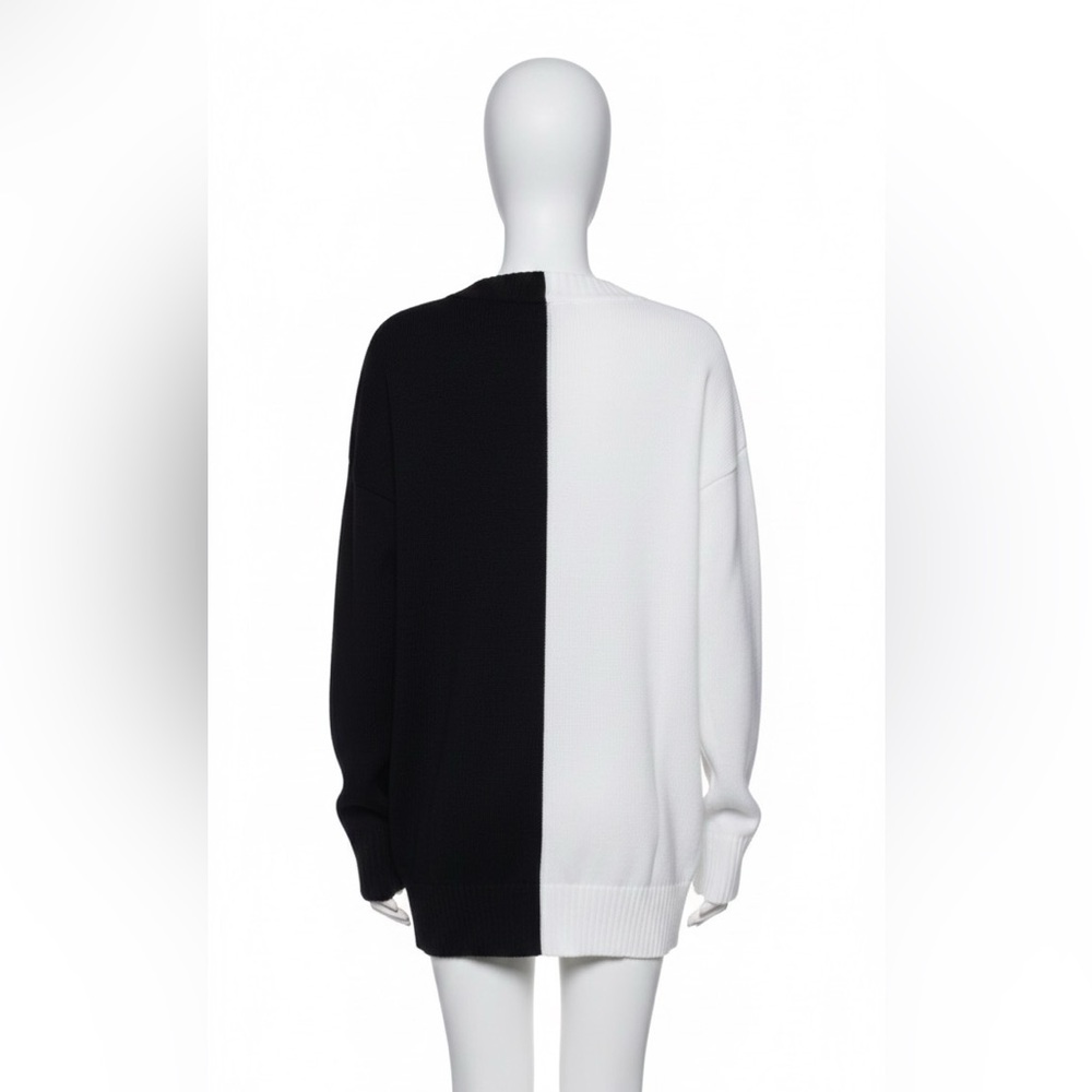 Dolls-kill oversized skull sweater - Picture 2 of 4